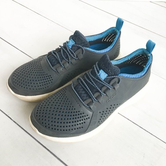 CROCS Other - Crocs Kids' LiteRide Pacer Sneaker -  Size Big Kid 2